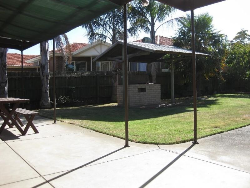 26 Glenbrook Avenue, Clayton VIC 3168