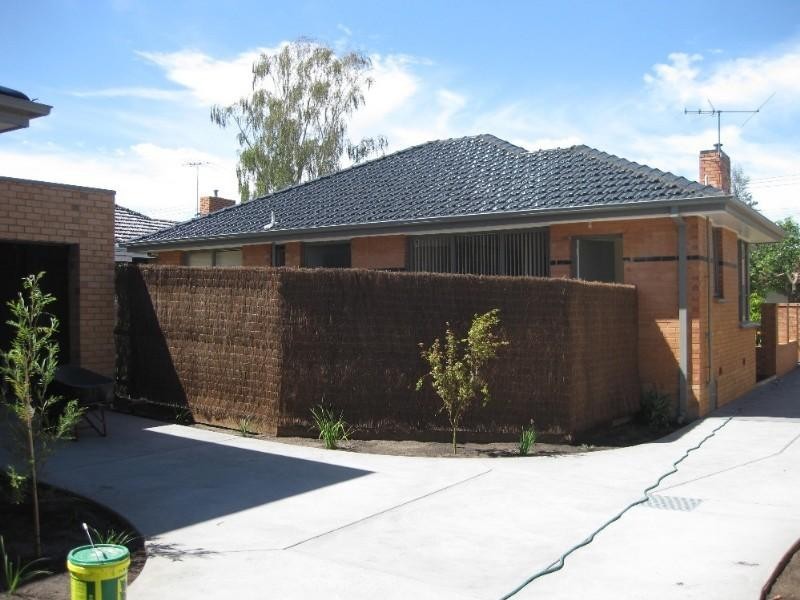 1/16 Pamay Road, Mount Waverley VIC 3149