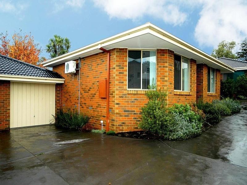 2/16 Adrienne Crescent, Mount Waverley VIC 3149