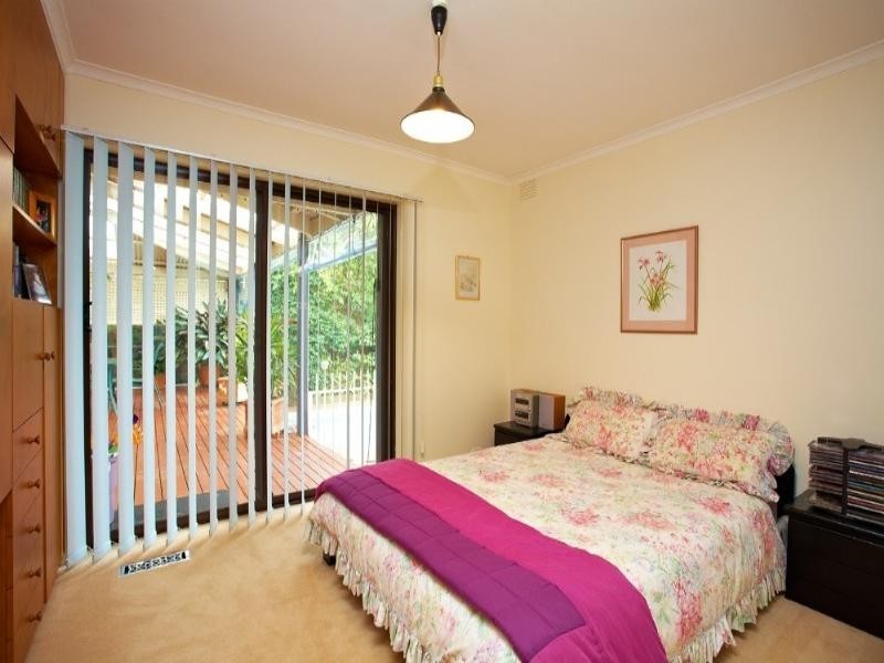 29 Aldrin Drive, Mount Waverley VIC 3149