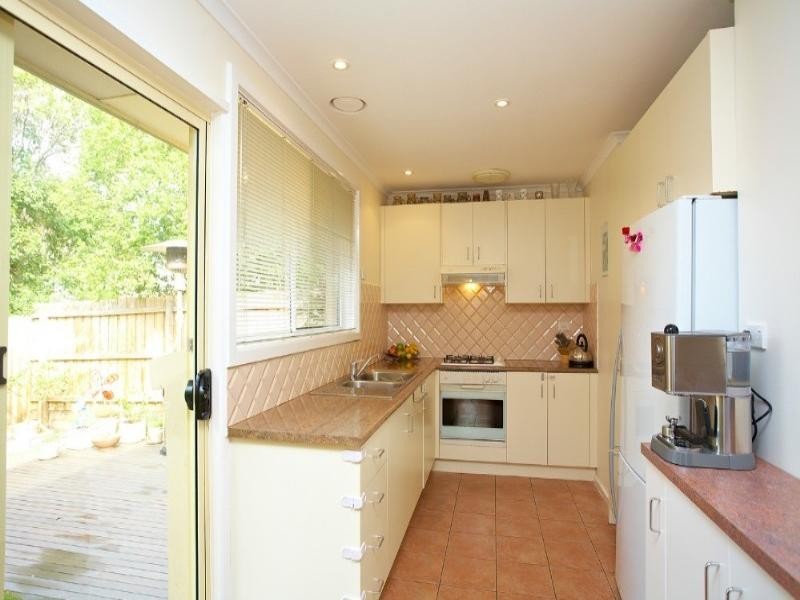 2/5 Hocking Court, Mount Waverley VIC 3149