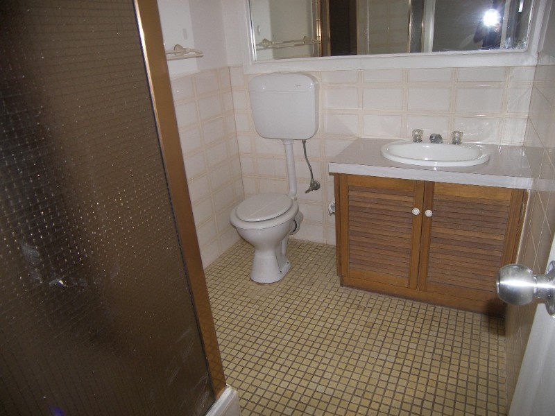 5 Browns Road, Clayton VIC 3168