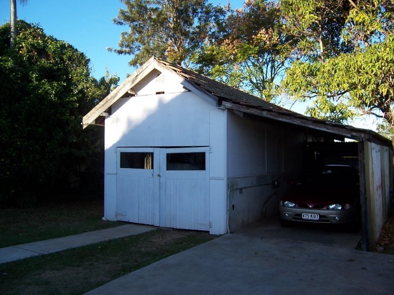 64 Laura Street, Clontarf QLD 4357