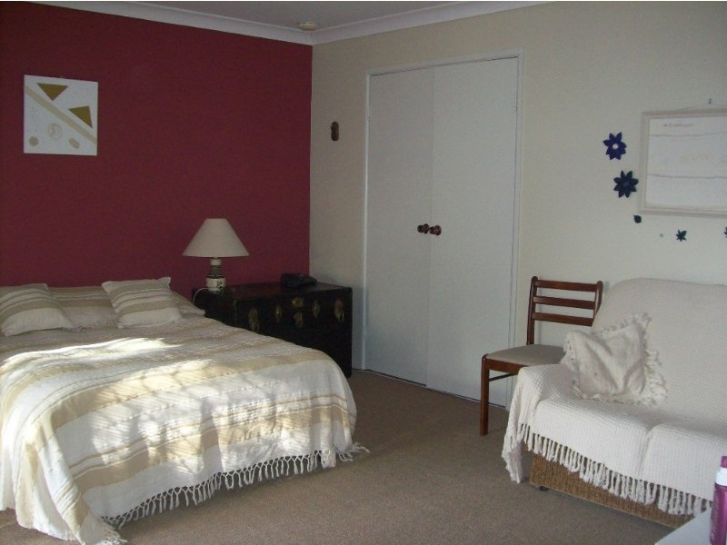 9 Central Avenue, Deception Bay QLD 4508