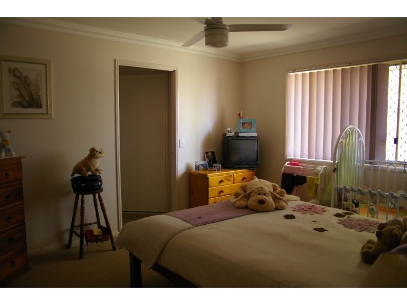 1 Nadine Place, Deception Bay QLD 4508