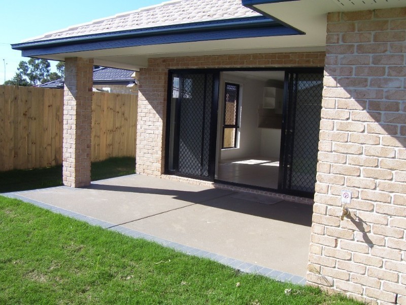 11 Cadell Crescent, Rothwell QLD 4022