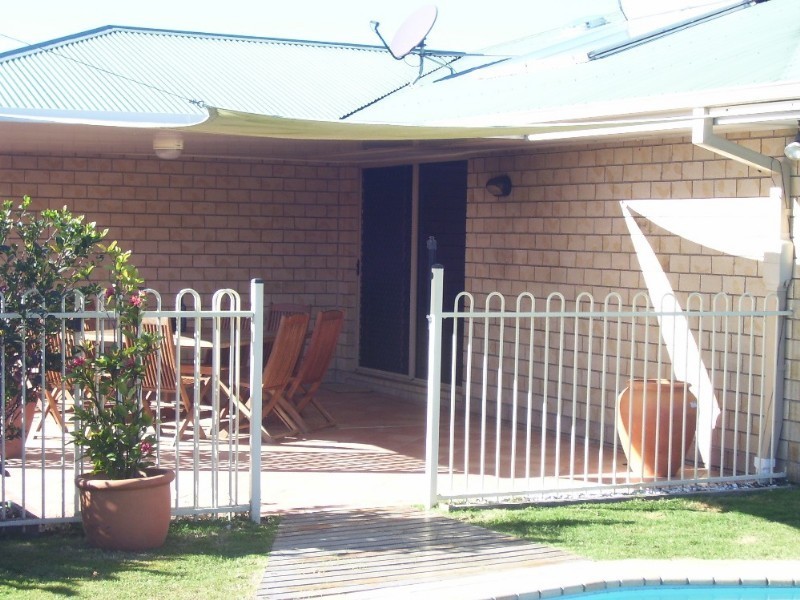 49 Warroo Drive, Deception Bay QLD 4508