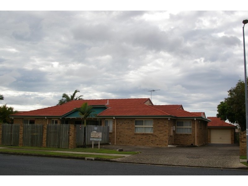 3/4 Wattle Road, Rothwell QLD 4022