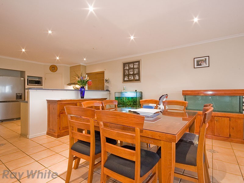 39 Clair Avenue, Deception Bay QLD 4508