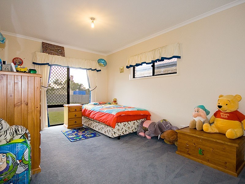 39 Clair Avenue, Deception Bay QLD 4508