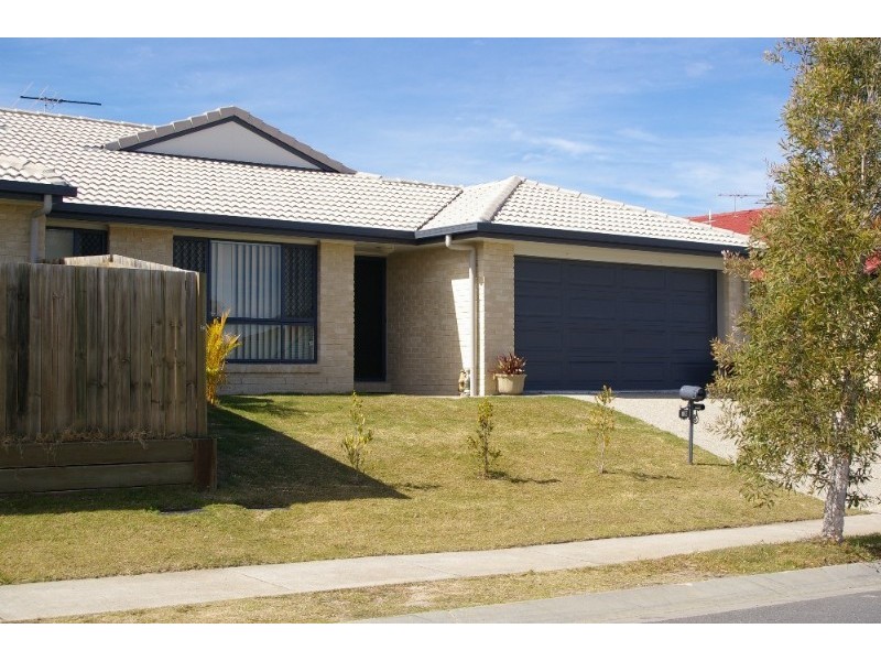 5b Lady Bowen Parade, Rothwell QLD 4022