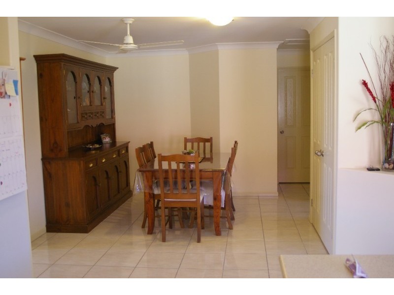 5b Lady Bowen Parade, Rothwell QLD 4022