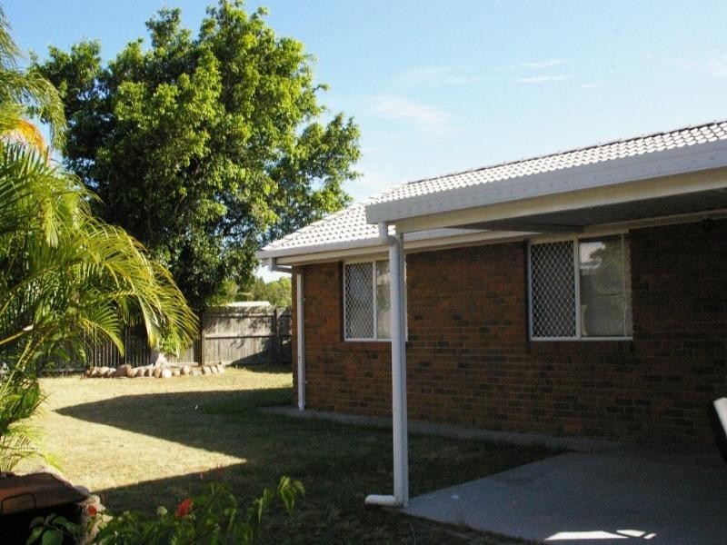 8 Samantha Court, Deception Bay QLD 4508