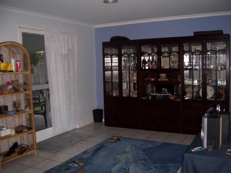 8 Samantha Court, Deception Bay QLD 4508