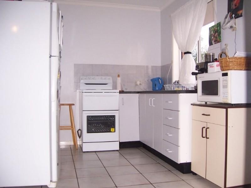 8 Samantha Court, Deception Bay QLD 4508