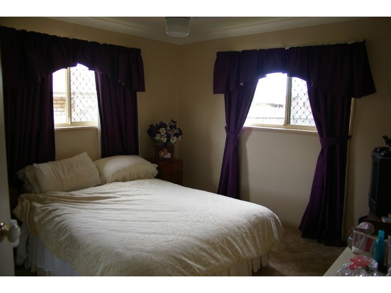 3/4 Wattle Road, Rothwell QLD 4022