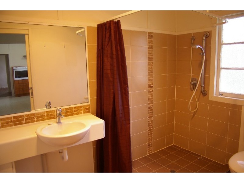 181 Esplanade South, Deception Bay QLD 4508