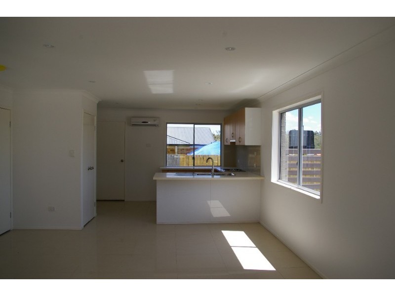 1-8/17 Lady Bowen Parade, Rothwell QLD 4022