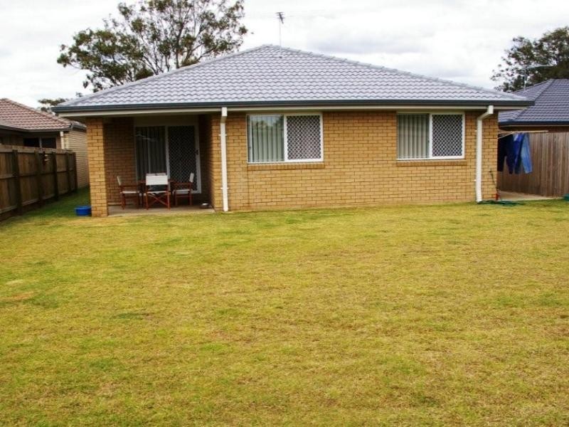 60 McGahey Street, Rothwell QLD 4022