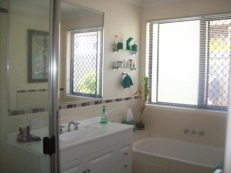 1 Pauline Court, Deception Bay QLD 4508