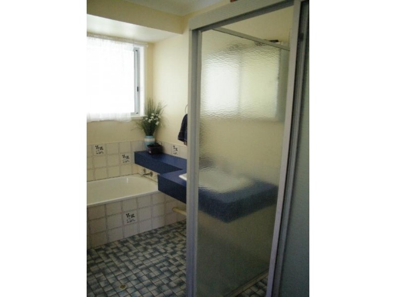 18 Bucknor Drive, Deception Bay QLD 4508