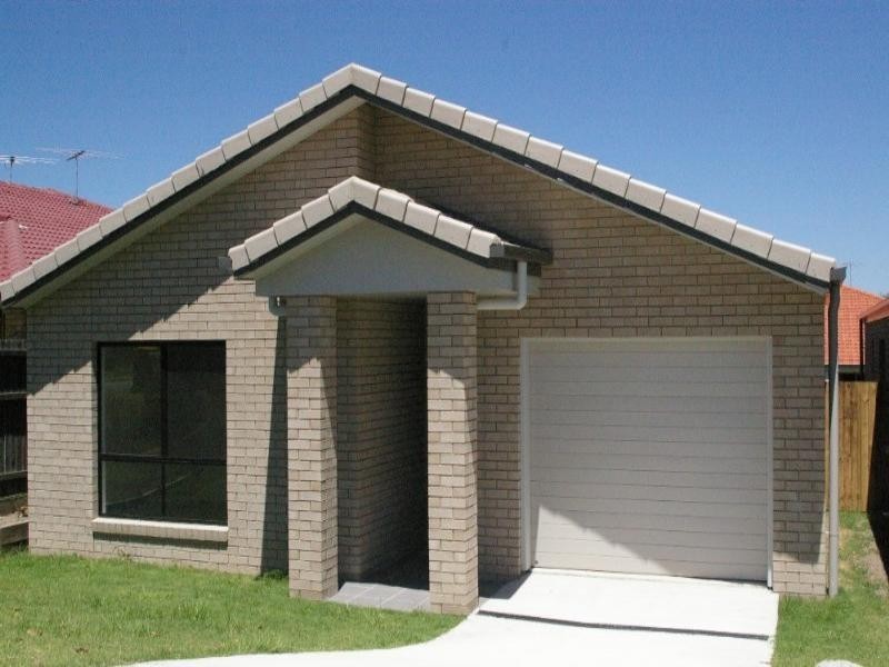 9a Dysart Street, Rothwell QLD 4022