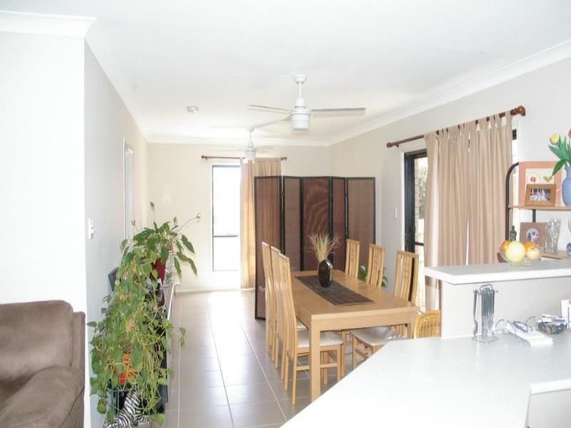 9B Dysart Street, Rothwell QLD 4022