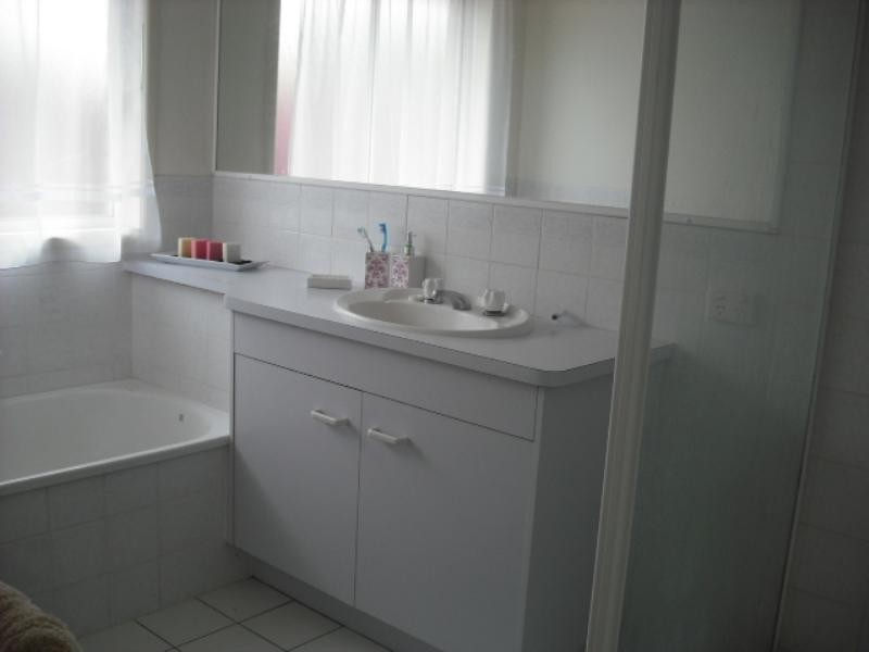 33 Bermuda Avenue, Deception Bay QLD 4508