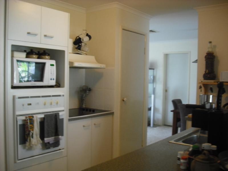 33 Bermuda Avenue, Deception Bay QLD 4508