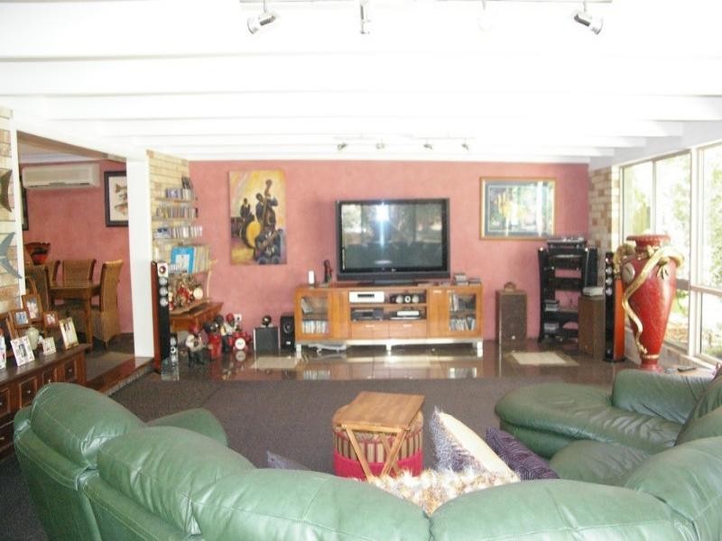 37 Jamaica Drive, Deception Bay QLD 4508