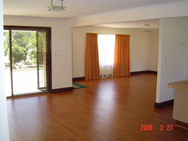 100 Blue Pacific Road, Deception Bay QLD 4508