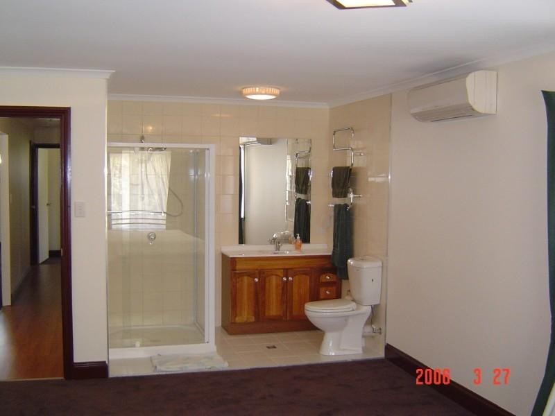 100 Blue Pacific Road, Deception Bay QLD 4508