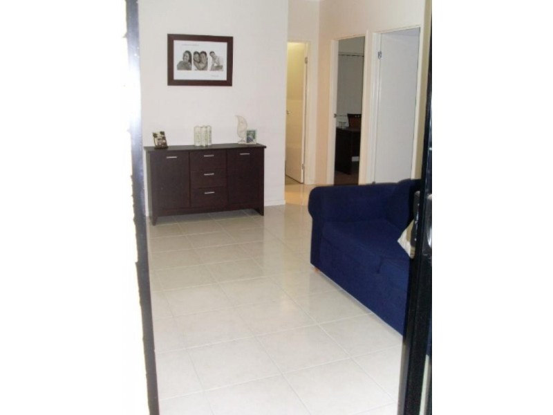 8 Rawlins Crescent, North Lakes QLD 4509