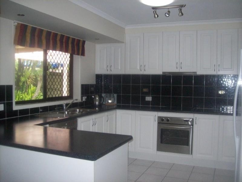 4 Holloway Court, Deception Bay QLD 4508