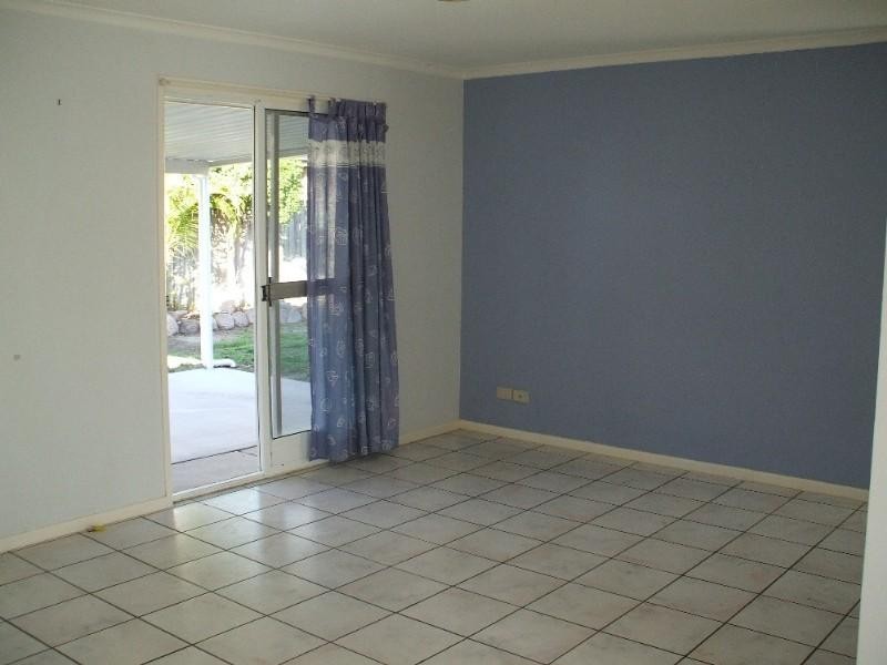 8 Samantha Court, Deception Bay QLD 4508