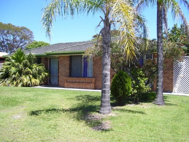 9 Leigh Street, Deception Bay QLD 4508