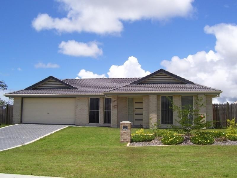 6 Pinegrove Street, Morayfield QLD 4506