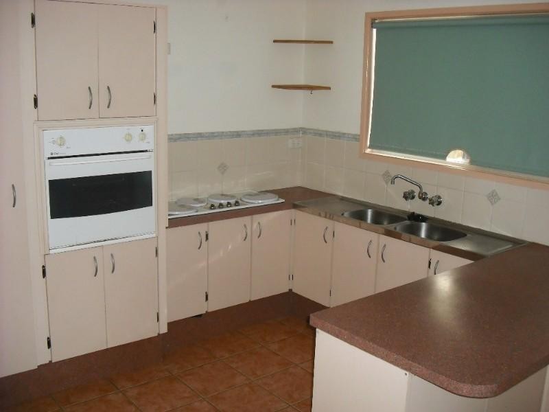 16 Dolphin Street, Deception Bay QLD 4508