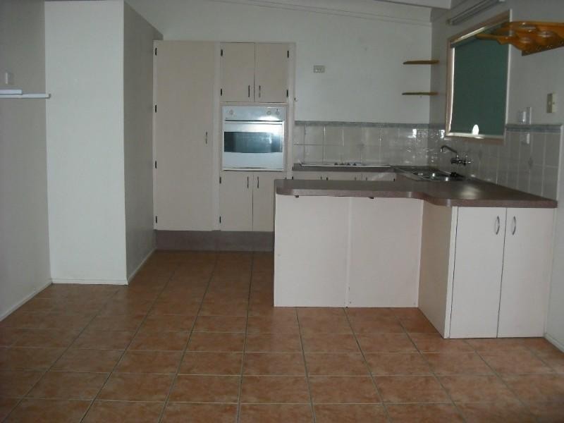 16 Dolphin Street, Deception Bay QLD 4508