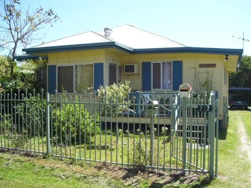 7 Seymour Street, Deception Bay QLD 4508