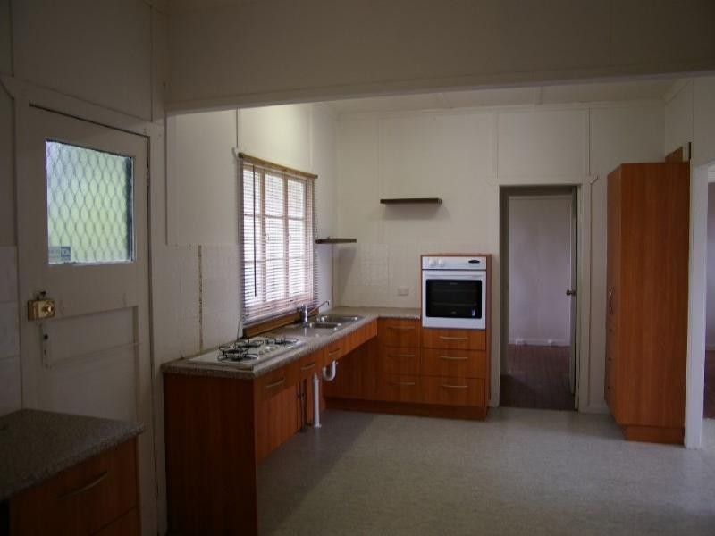 181 Esplanade South, Deception Bay QLD 4508