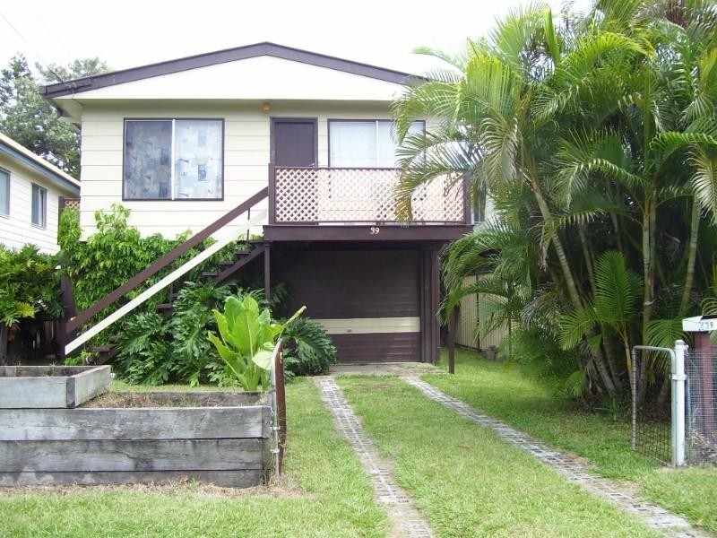 39 Gertrude Street, Redcliffe QLD 4020