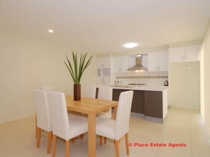 12 Caitlin Court, Rothwell QLD 4022