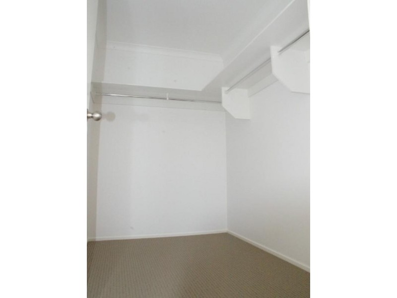 7/17 Lady Bowen Parade, Rothwell QLD 4022