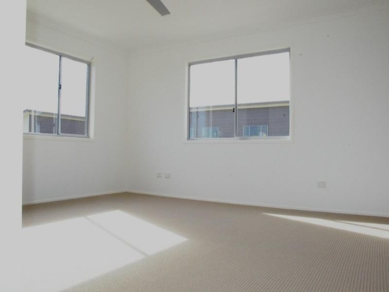 7/17 Lady Bowen Parade, Rothwell QLD 4022