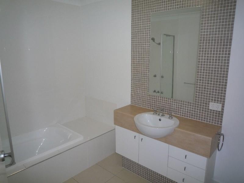 9/9 Pitt Road, Burpengary QLD 4505