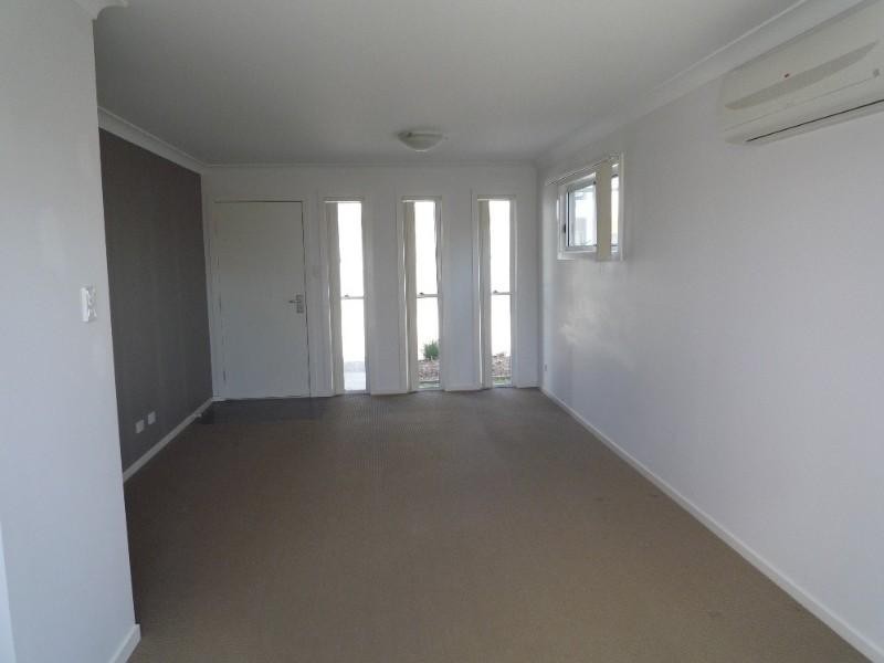 9/9 Pitt Road, Burpengary QLD 4505