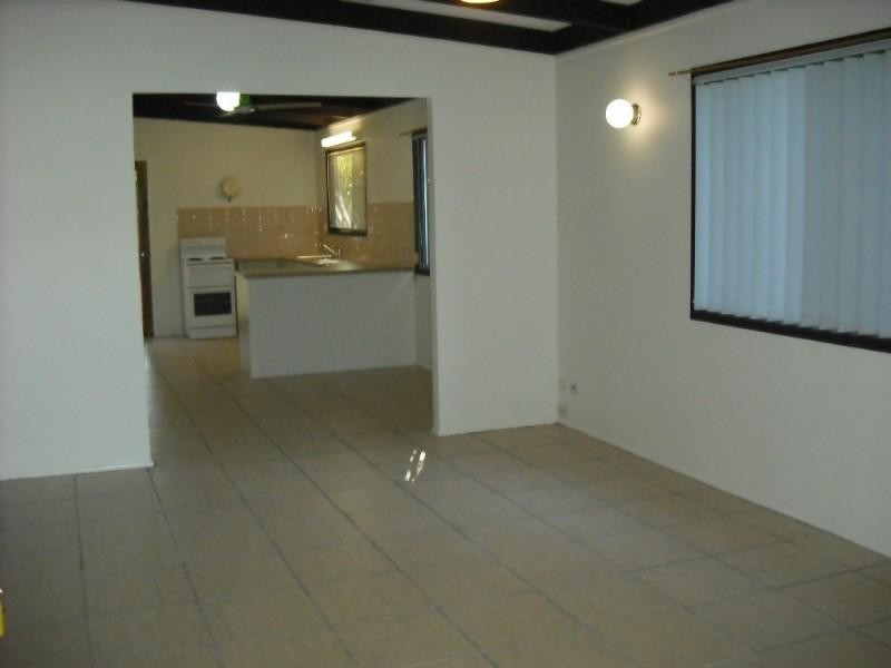 18 Porpoise Parade, Deception Bay QLD 4508