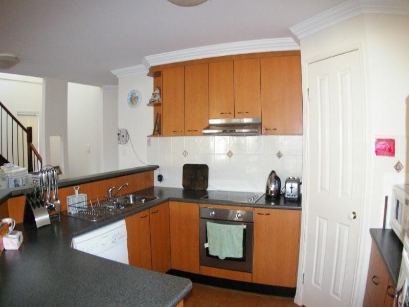 12 Gale Street, Redcliffe QLD 4020