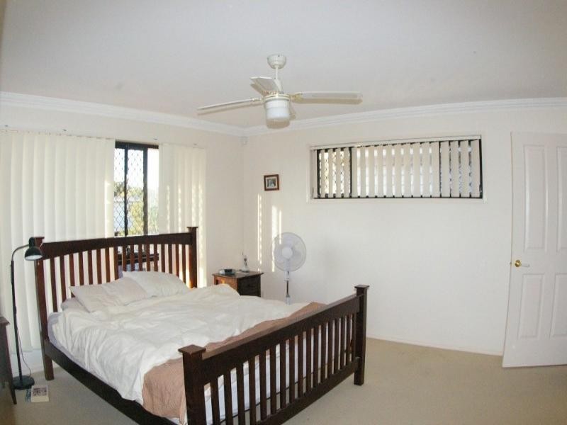 12 Gale Street, Redcliffe QLD 4020